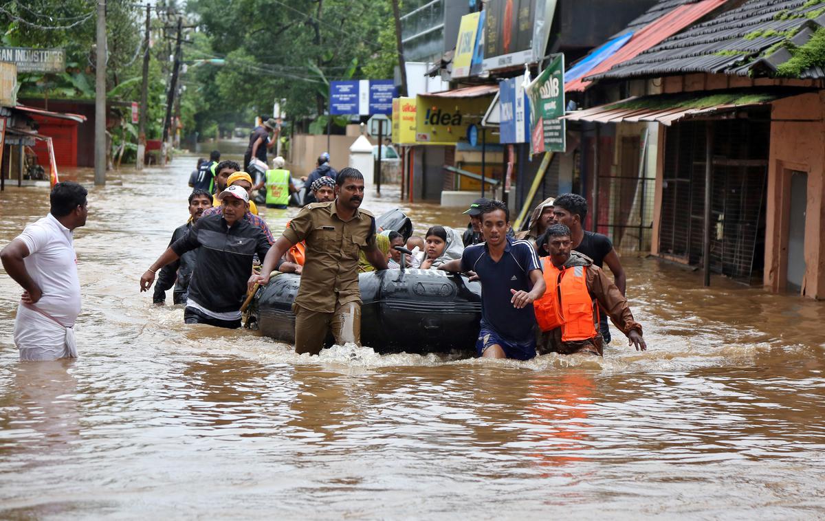 Poplave v Indiji | Foto Reuters