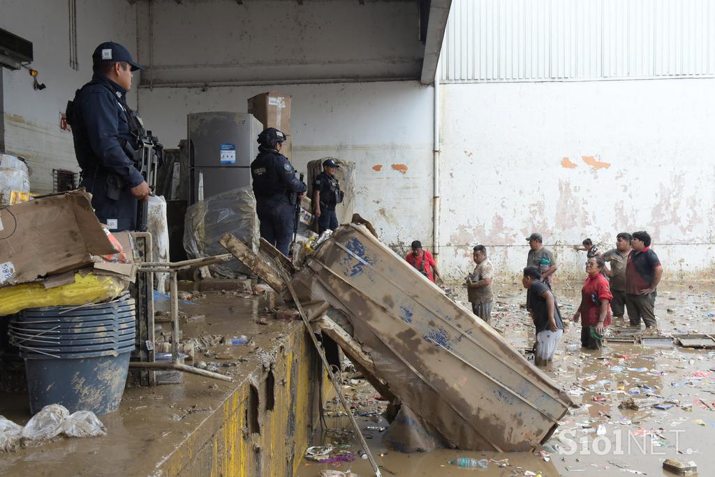 Razdejanje po poplavah v Mehiki