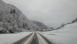 Polarni zrak drvi proti Sloveniji. Lahko kakšno snežinko zanese celo v dolino? #animacija