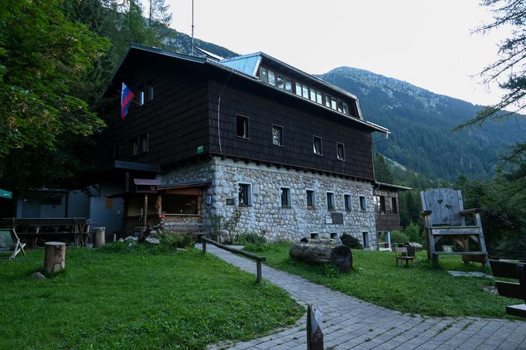 Valvasorjev dom pod Stolom | Foto: Matej Podgoršek