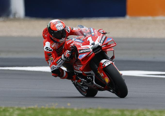 Francesco Bagnaia je v Silverstonu izgubil prvo mesto v seštevku. | Foto: Reuters