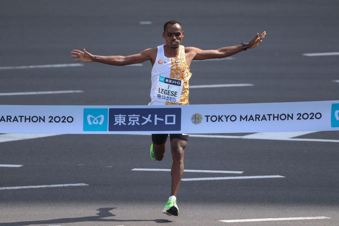 Z 42 kilometri in 195 metri je najhitreje opravil Etiopijec Birhanu Legese (2:04:15). | Foto: Getty Images
