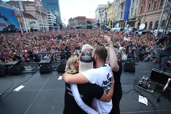 Ob prihodu iz Švedske ga je v Zagrebu pričakala nepregledna množica oboževalcev. | Foto: Guliverimage