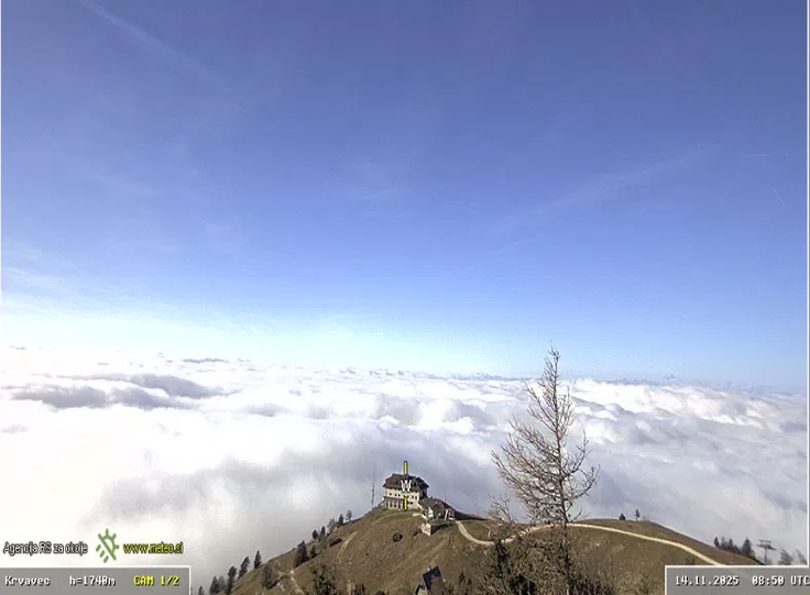 Današnji pogled s Krvavca | Foto: ARSO Meteo