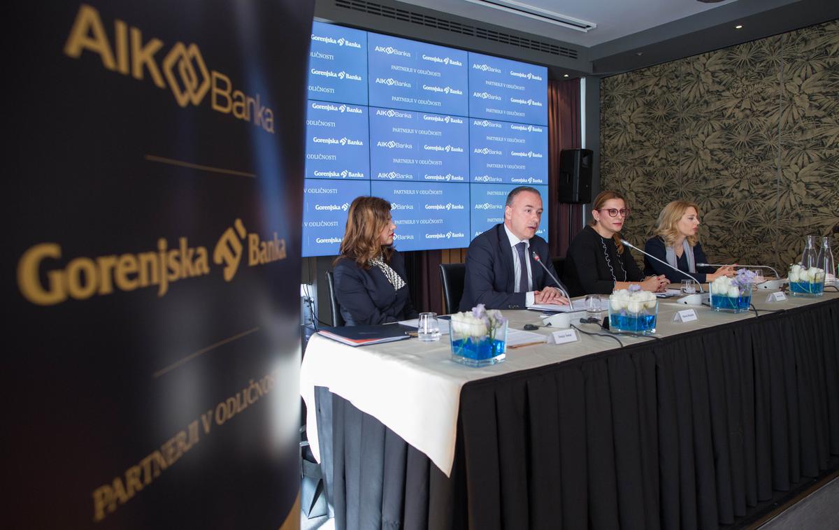 Novinarska konferenca o povezovanju AIK in Gorenjske banke