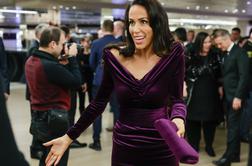 Tina Gaber Golob v idiličnih Brdih na zabavi za bodočo mamo