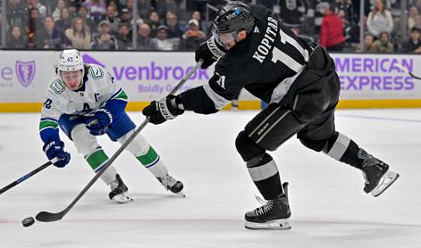 Kopitar zabil ob zmagi proti Vancouvru