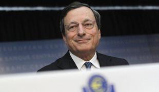 Draghi: Za izpolnjevanje mandata ECB so včasih potrebni izredni ukrepi