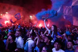 Neapelj Napoli