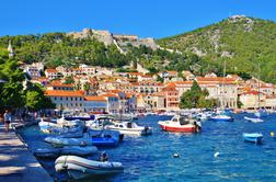 Najboljši poletni dogodki v bližini Slovenije (Hrvaška, Dalmacija)