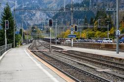 V Švici se je iztiril vlak, podrobnosti še niso znane