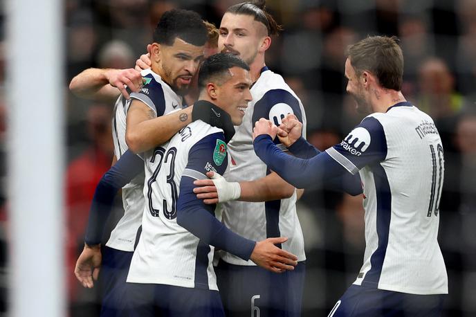 Dominic Solanke | Dominic Solanke je v 15. minuti popeljal Tottenham v vodstvo proti Manchester Unitedu. Pozneje je mrežo rdečih vragov zatresel še enkrat. | Foto Reuters