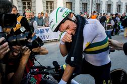 UCI v sporu med Rohanom Dennisom in Bahrain-McLarnom pritrdila slednjemu