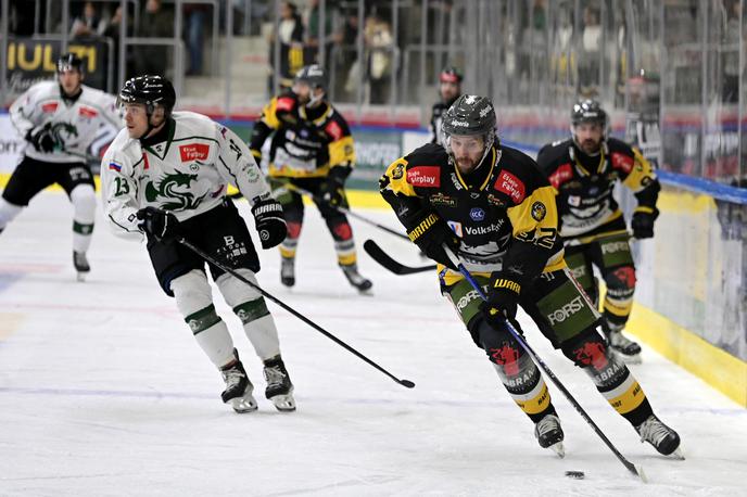 Pustertal : HK Olimpija Ljubljana | Olimpija je na gostovanju pri Pustertalu zmagala po izvajanju kazenskih strelov. | Foto Foppa Iwan - HC Pustertal