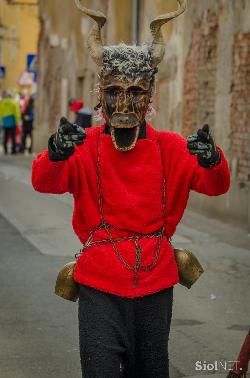 pust Ptujski karneval povorka Ptuj