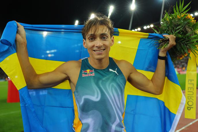 Armand Duplantis | Armand Duplantis se je konec tedna udeležil tekme v Milanu. | Foto Reuters