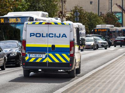 48-letnico so prenehali iskati