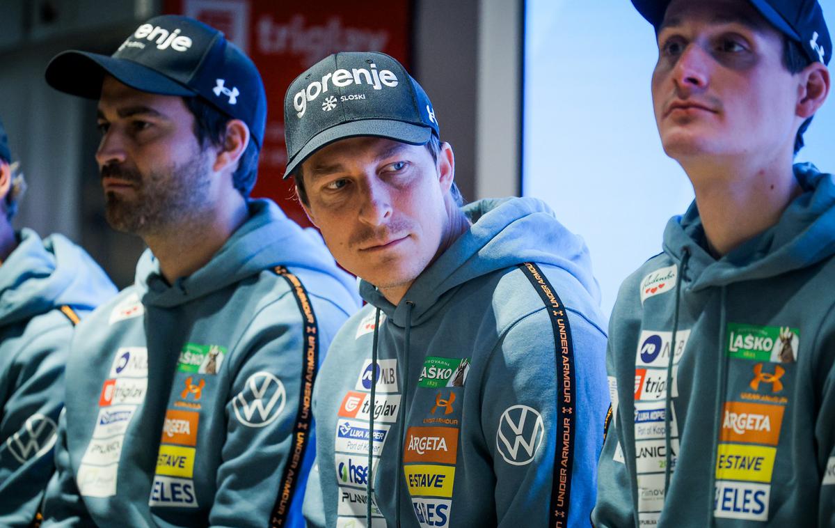 smučarski skoki, Jurij Tepeš | Za Jurijem Tepešem in žensko ekipo je zahtevno poletje: Nihče si ni želel takega poletja, zato upam, da bo šla zima bolj po naših načrtih." | Foto Daniel Novakovič/STA