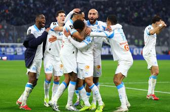 Marseille se je približal Lyonu, Barcola zadel za zmago Parižanov