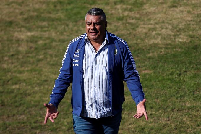 Predsednik argentinske nogometne zveze Claudio Chiqui Tapia verjame, da je selektor v tem primeru nedolžen in da ga poskušajo le očrniti. | Foto: Reuters