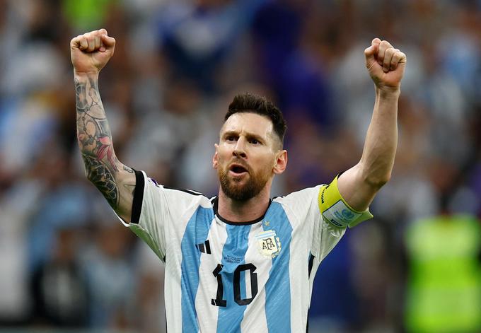 Argentinec Lionel Messi je na tem prvenstvu prispeval že štiri zadetke in dve podaji. Na treh tekmah je bil izbran za najboljšega igralca dvoboja. | Foto: Reuters