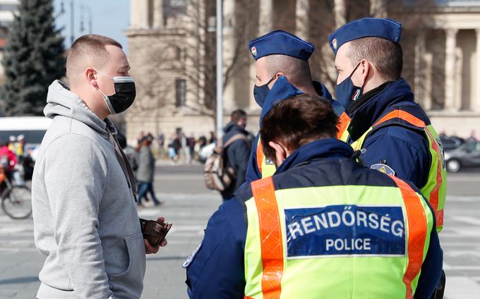 Policijska kontrola v Budimpešti | Foto: Reuters