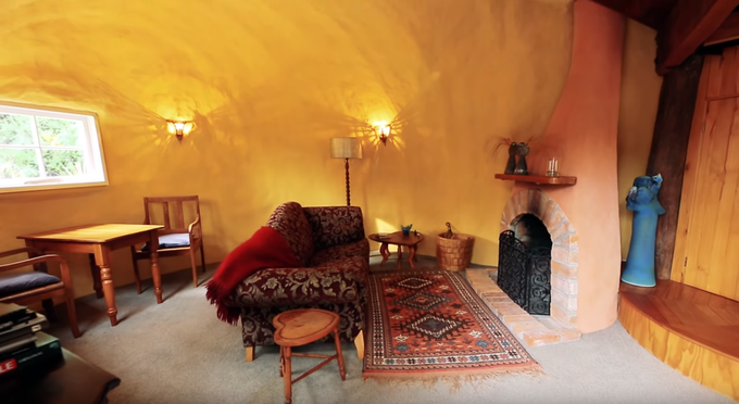 Dnevna soba | Foto: Youtube/Living big in a tiny house