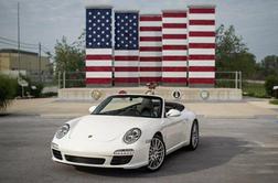Porsche 911 s sredinskim volanom za občutke formule ena