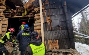 Letalska nesreča na Veliki planini: našli so truplo pilota #video