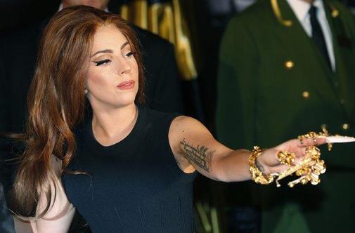 Bo Lady Gaga bankrotirala?