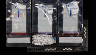 Novogoriški kriminalisti razbili združbo preprodajalcev kokaina in heroina