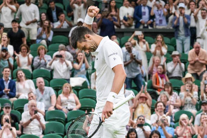 Novak Đoković je v Wimbledonu dosegel 31. zaporedno zmago. | Foto: Guliverimage