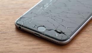 Tvoj iPhone, z razbitim ekranom, ne bo več vreden nič