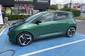 Pregled subvencij: večina električnih avtomobilov je bila cenejših od 35 tisoč evrov