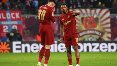 Bayern izvlekel točko na derbiju, strelske vaje Eintrachta, katastrofa Šeška in soigralcev