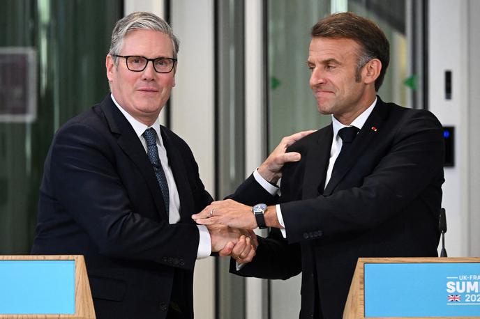 Macron In Starmer | Starmerju in Macronu so se na virtualnem srečanju iz Rima pridružili italijanska premierka Giorgia Meloni, ukrajinski predsednik Volodimir Zelenski ter ameriška senatorja Lindsey Graham in Richard Blumenthal, drugi evropski voditelji pa od drugod. | Foto Reuters
