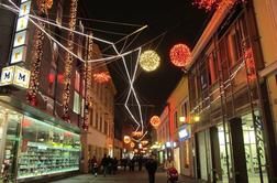 V Mariboru prižgali praznične luči v družbi koroškega deželnega glavarja