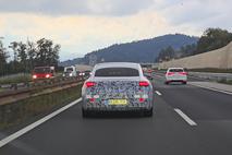 Mercedes EQS
