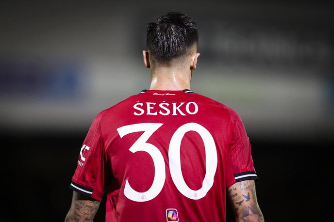 Benjamin Šeško 30 Dres | Benjamin Šeško nosi pri Manchester Unitedu dres s številko 30. | Foto Guliverimage