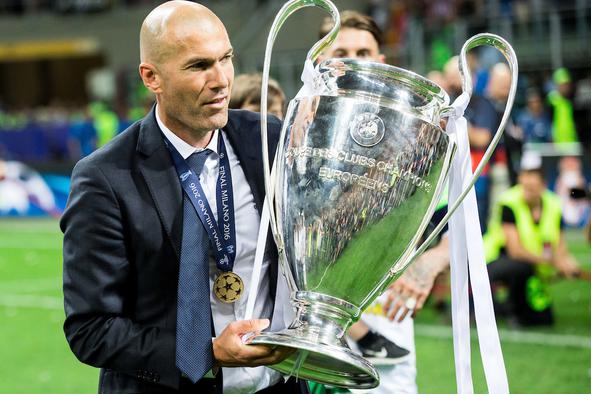 Zidane se skuša vpisati v zgodovino brez Ronalda in Bala