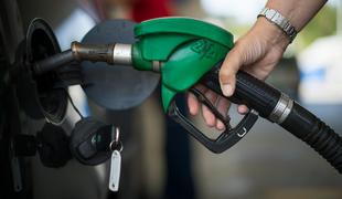Cena bencina ostaja enaka, dizel bo cenejši