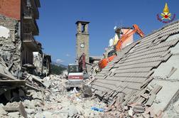 Po potresu v Italiji pogrešajo še vsaj deset ljudi