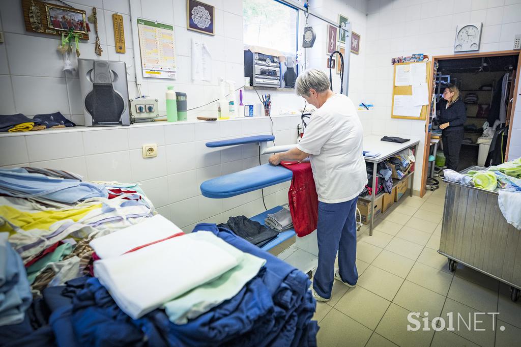 Dom starejših Logatec