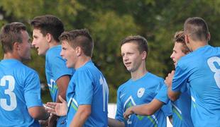 Slovenski nogometni upi premagali Madžarsko