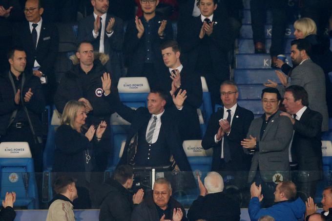 Brendan Rodgers je pozdravil navijače Leicesterja. | Foto: Reuters