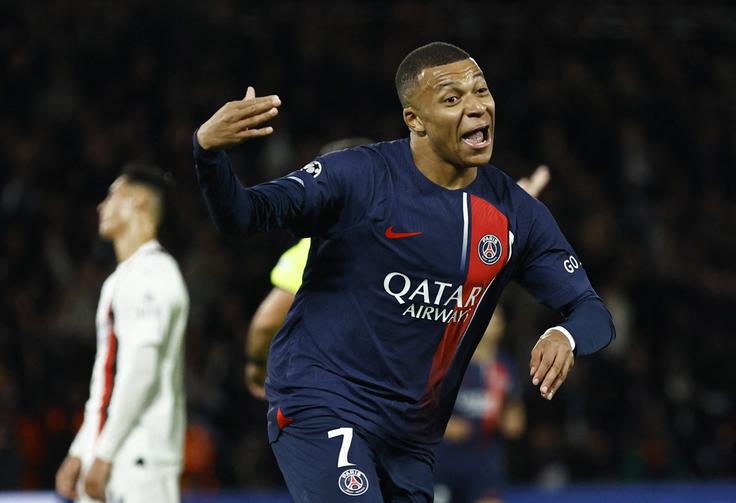 Kylian Mbappe je že obvestil vodstvo PSG, da po koncu sezone ne bo podaljšal pogodbe s pariškim klubom. | Foto: Reuters