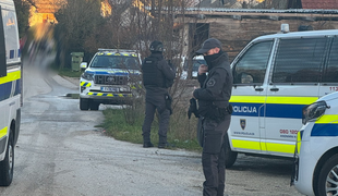 Policijska akcija v romskem naselju Žabjak