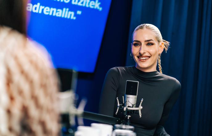 Pevka iskreno odgovorila tudi na vprašanje o materinstvu