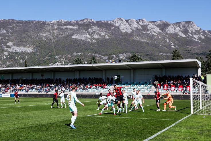 Ajdovci bodo lahko končno igrali doma tudi večerne tekme. | Foto: Aleš Fevžer
