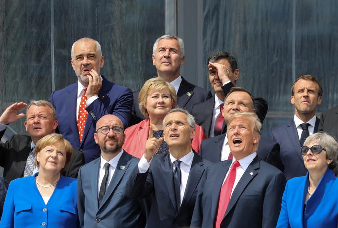Ameriški predsednik Donald Trump je na vrhu Nata ostro kritiziral evropske zaveznice, ki po njegovem mnenju za obrambo namenjajo občutno prenizka finančna sredstva. | Foto: Reuters